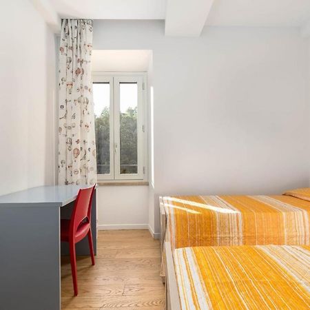 Siena Historic Center Stylish Flat With Balcony! Apartment Bagian luar foto