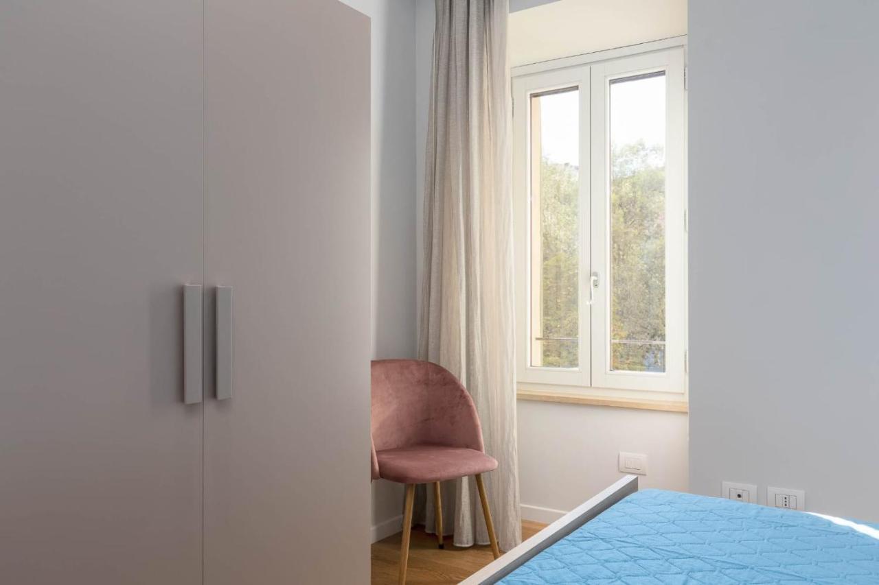 Siena Historic Center Stylish Flat With Balcony! Apartment Bagian luar foto